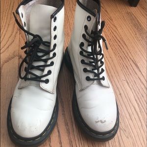 Dr. Martens Air Walk